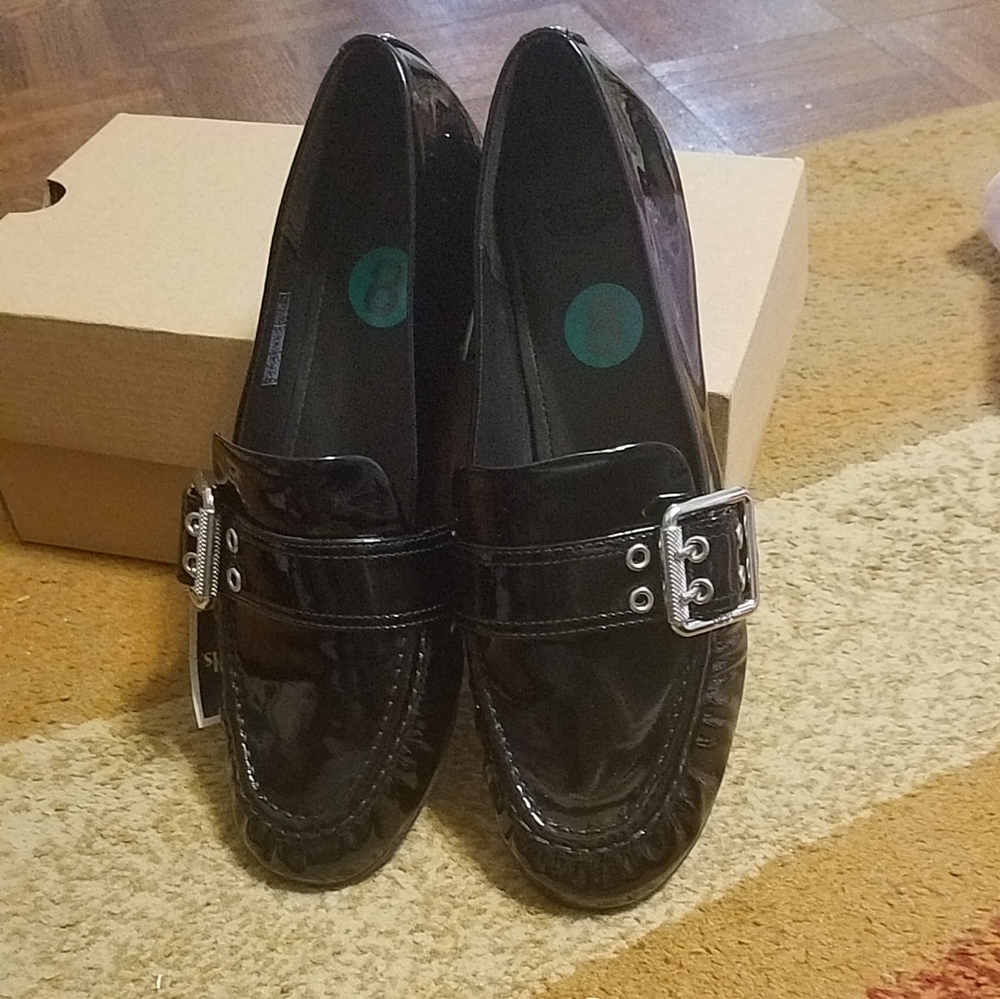 Ugg patent leather loafers- New, size 8